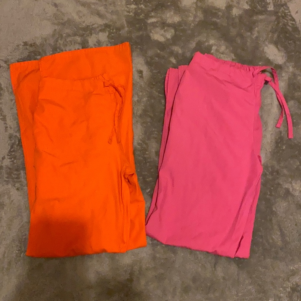 💊EUC!!!2 Pair XS Scrub Pants 2 pockets & drawstring💊